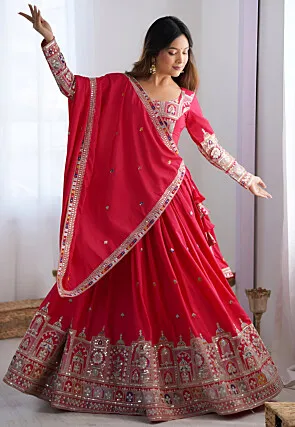 ✨ Circular Lehenga: The Drama Queen of Traditional Wear ✨